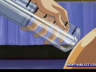 Roped flokëkuqe anime merr bythë injeksion