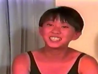 Old show Of Amateur Korean College Girl's First P