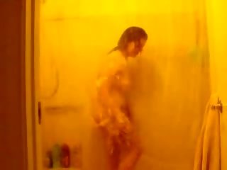 Femme en douche