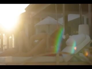 Garden xxx clip On Maldives Sunbed