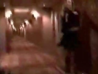 Bezpieczeństwo guard pieprzy za kurwa w hotel corridor
