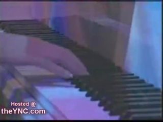 Đàn piano đồng tính nữ