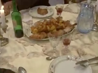 المتشددين عيد ميلاد طعام العشاء طقوس العربدة 18blonde.com حر الشرجي قذر قصاصة أشرطة الفيديو.