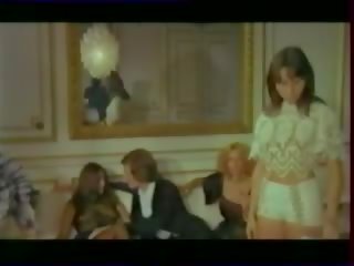 성질이 비뚤어진 이사벨 1975, 무료 무료 1975 섹스 영화 10