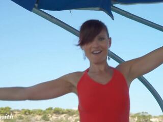 Jeny Smith on a Speedboat, Free HD adult video show 2d