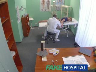 Fakehospital मासूम ब्लोंड हो जाता है the डॉक्टरों मसाज xxx वीडियो मूवीस