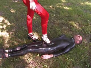 A Walk with the Slave Outdoors in Public Parc: Free dirty video 94
