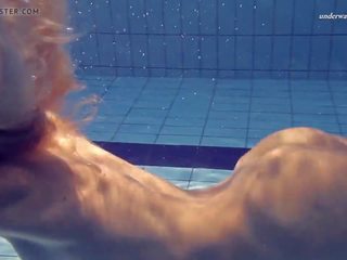 Elena proklova sous l&apos;eau blond nana, hd x évalué film b4