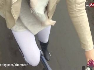 Mydirtyhobby - tonårs gnuggning henne fittor på henne bike: smutsiga filma d6