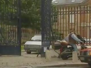 Le menue pute 1993: menue xxx cochon film vid fe